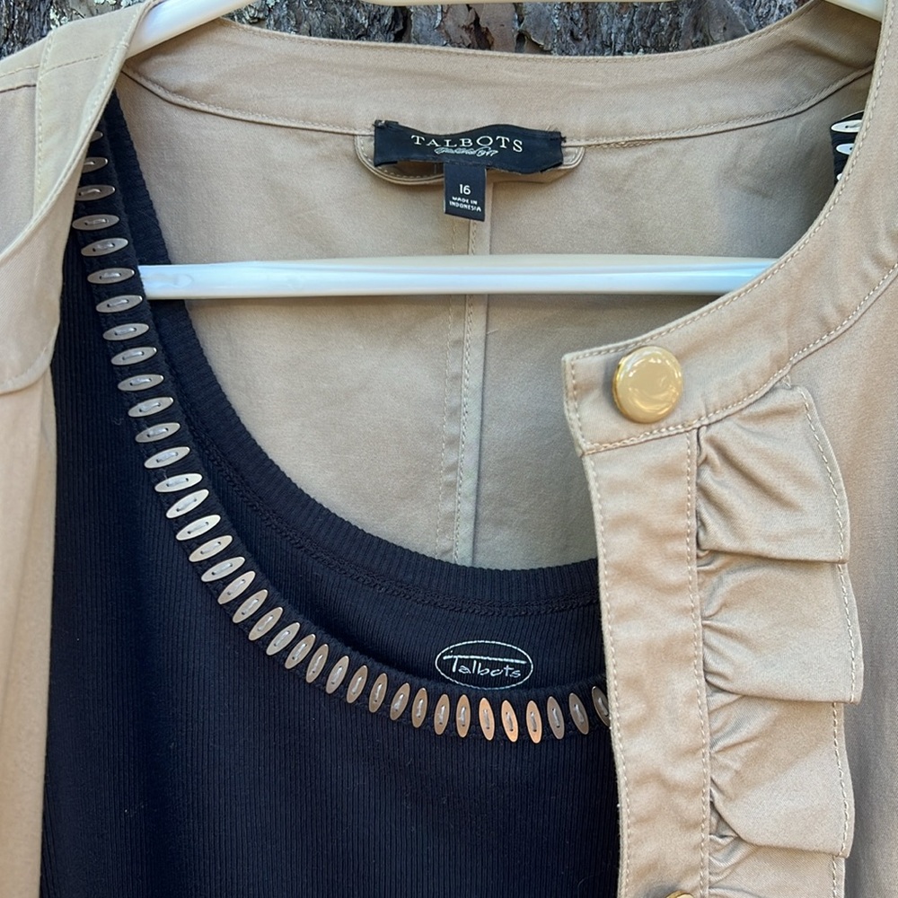 Euc Talbots Ruffle Front Button Jacket Tan Khaki … - image 3